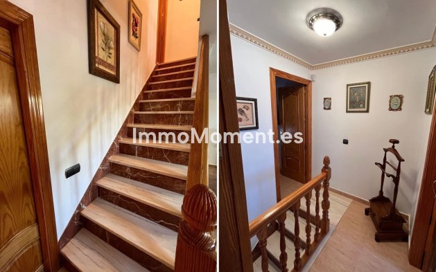 Resale - Townhouse - Estepona - Estepona Centro