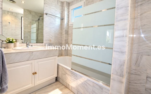 Reventa - Apartamento - Marbella - Nueva Andalucía