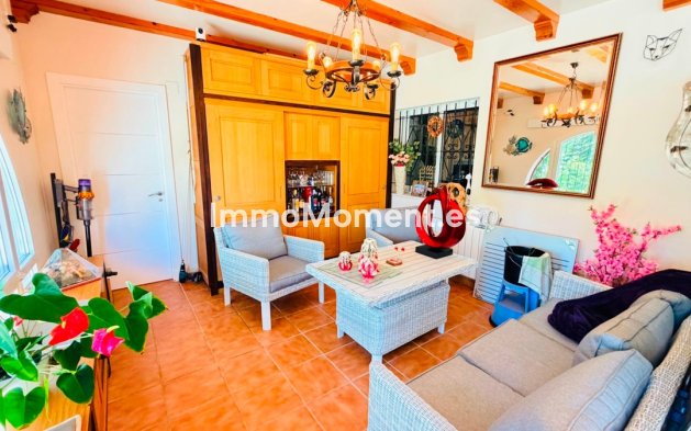 Bestaande woning - Vrijstaande villa - Daya Vieja