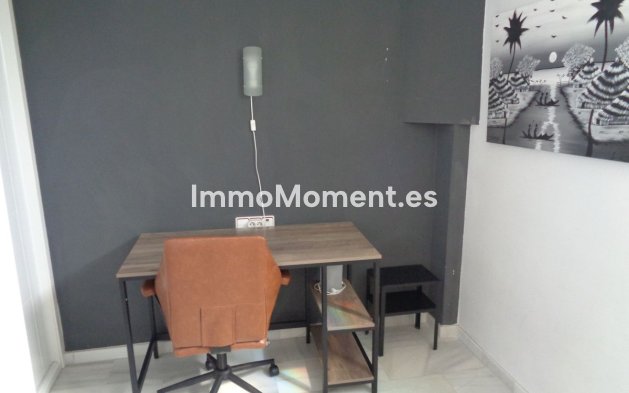 Resale - Apartment - Torremolinos - Montemar