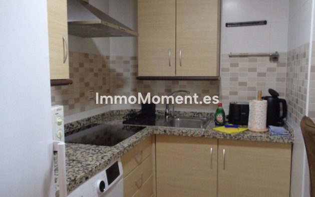 Resale - Apartment - Torremolinos - Montemar