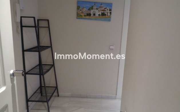 Resale - Apartment - Torremolinos - Montemar