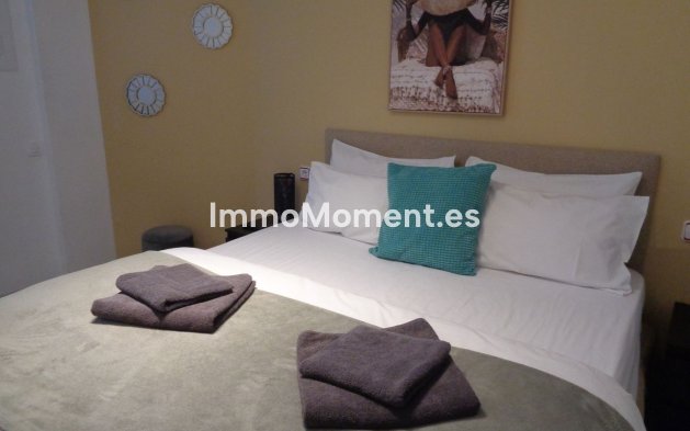 Resale - Apartment - Torremolinos - Montemar