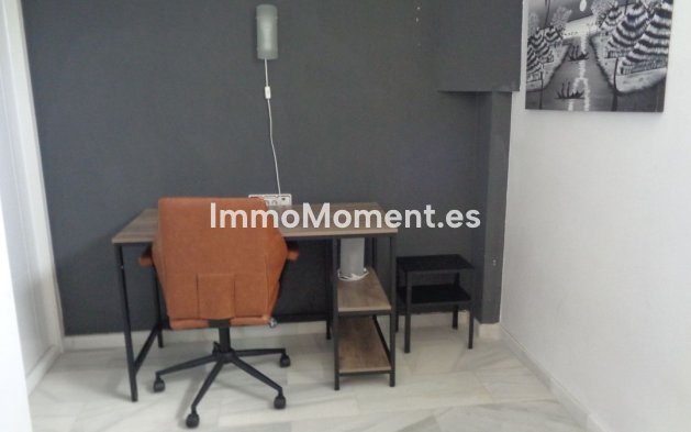 Resale - Apartment - Torremolinos - Montemar