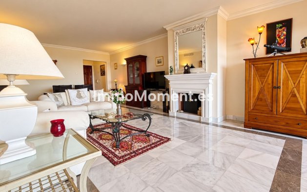 Resale - Apartment - Benahavís - Monte Halcones