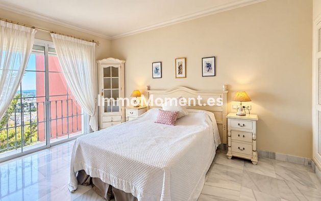Resale - Apartment - Benahavís - Monte Halcones