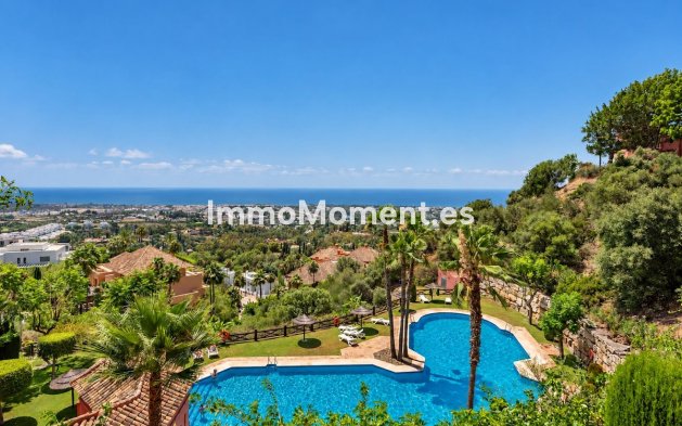 Resale - Apartment - Benahavís - Monte Halcones