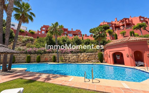 Resale - Apartment - Benahavís - Monte Halcones