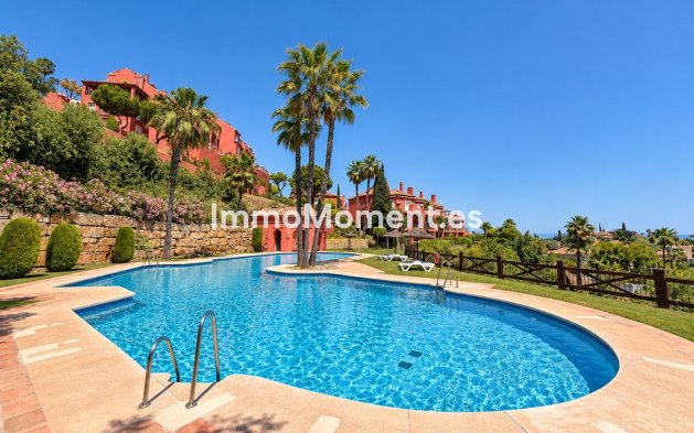 Resale - Apartment - Benahavís - Monte Halcones