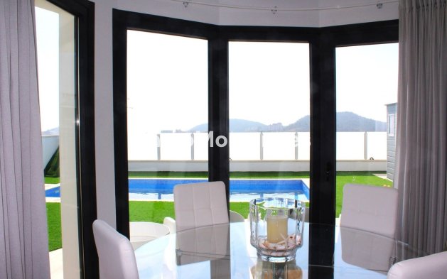 Resale - Detached villa - Finestrat