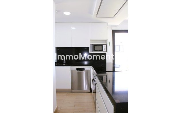 Resale - Detached villa - Finestrat