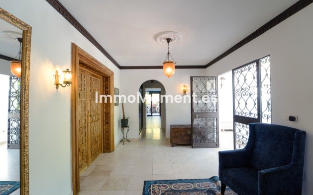 Reventa - Villa independiente - Marbella - Marbesa