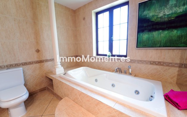 Reventa - Villa independiente - Marbella - Marbesa