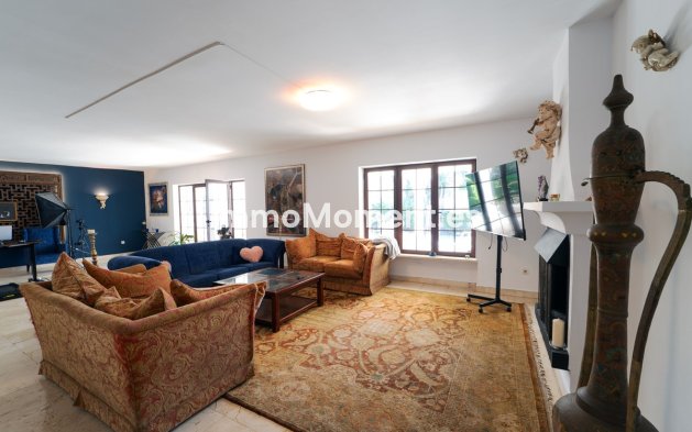 Reventa - Villa independiente - Marbella - Marbesa