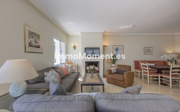 Wiederverkauf - Wohnung - Estepona  - Estepona Centro