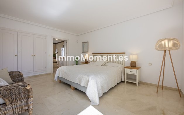 Wiederverkauf - Wohnung - Estepona  - Estepona Centro
