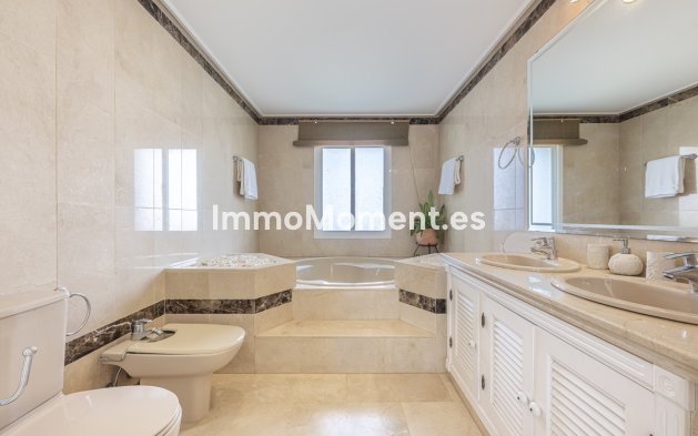 Wiederverkauf - Wohnung - Estepona  - Estepona Centro