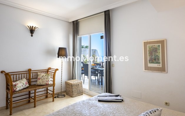Wiederverkauf - Wohnung - Estepona  - Estepona Centro