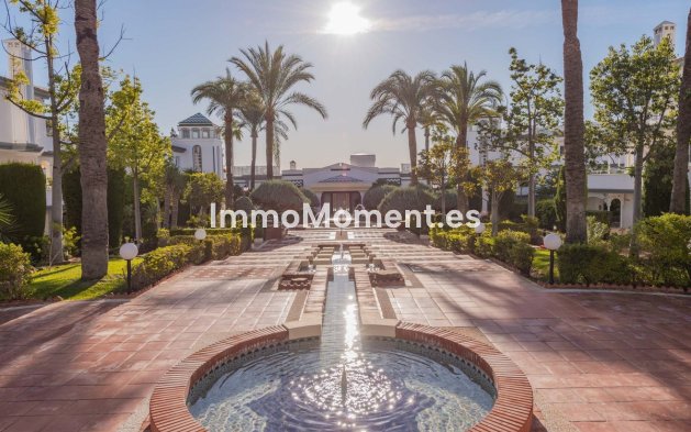 Wiederverkauf - Wohnung - Estepona  - Estepona Centro