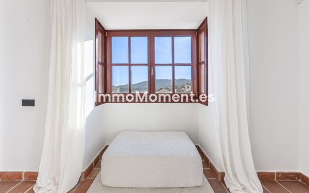 Resale - Townhouse - Benahavís - Benahavís Centro