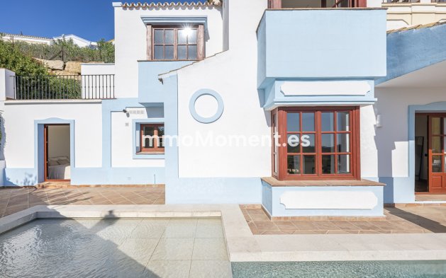 Resale - Townhouse - Benahavís - Benahavís Centro