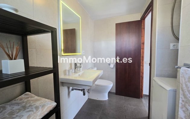 Resale - Apartment - Torremolinos - Torremolinos Centro