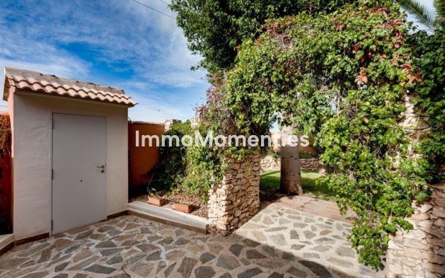 Wiederverkauf - Freistehende Villa - Torrevieja - La Siesta