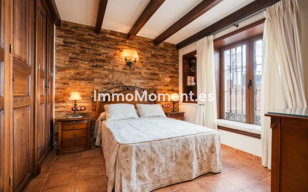 Resale - Townhouse - Inland  - Istán