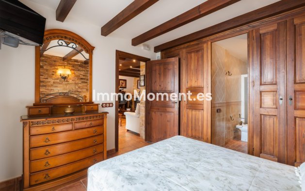 Resale - Townhouse - Inland  - Istán
