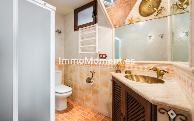 Resale - Townhouse - Inland  - Istán