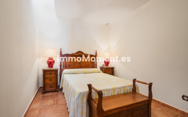 Resale - Townhouse - Inland  - Istán