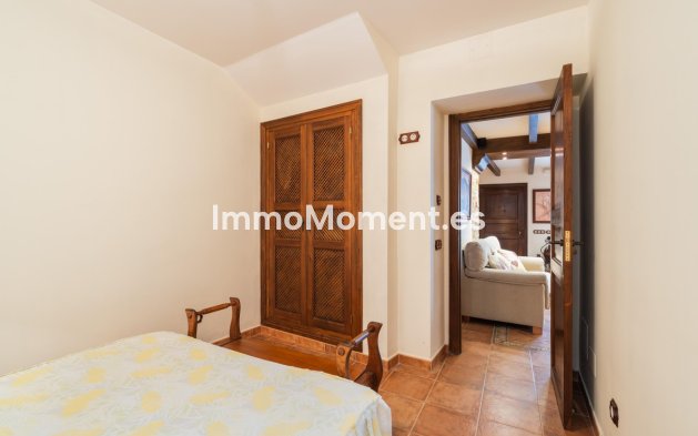 Resale - Townhouse - Inland  - Istán