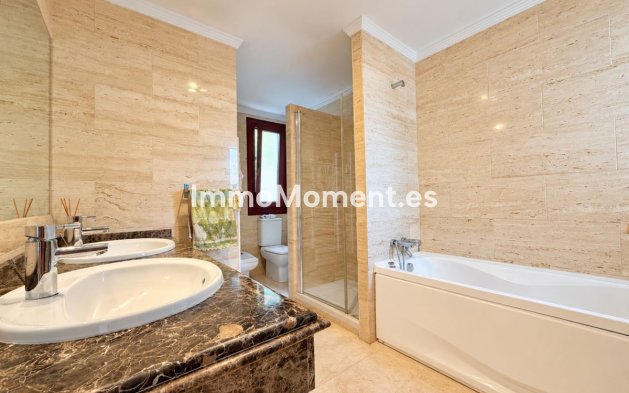 Wiederverkauf - Wohnung - Casares - Casares Centro