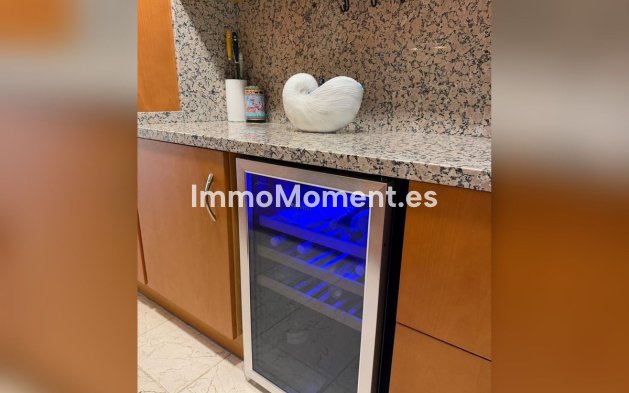 Resale - Apartment - Estepona - Atalaya