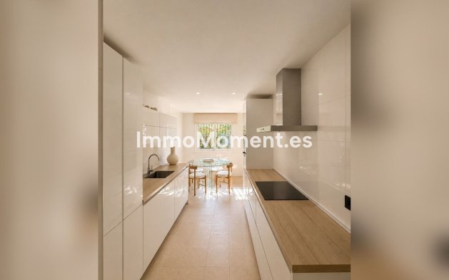 Resale - Apartment - Marbella - Sierra Blanca