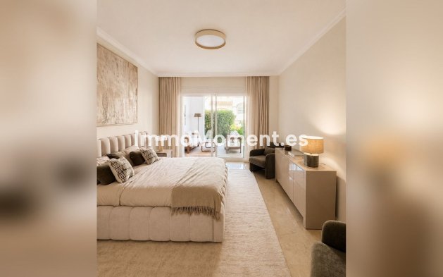 Resale - Apartment - Marbella - Sierra Blanca