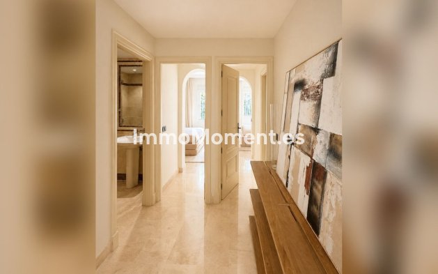 Resale - Apartment - Marbella - Sierra Blanca