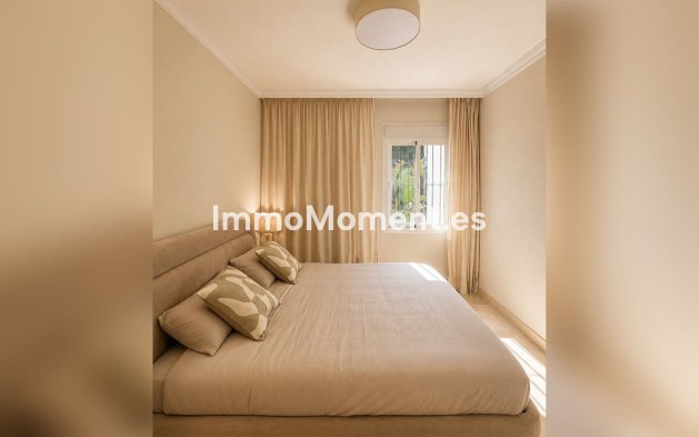 Resale - Apartment - Marbella - Sierra Blanca
