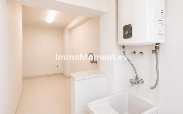 Wiederverkauf - Wohnung - Torremolinos - La Carihuela