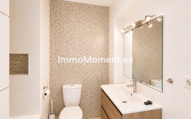 Wiederverkauf - Wohnung - Torremolinos - La Carihuela