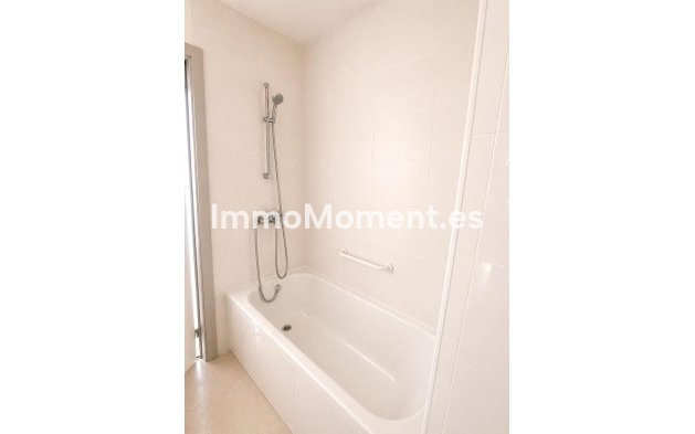 Wiederverkauf - Wohnung - Torremolinos - La Carihuela