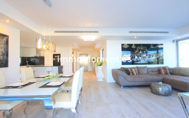 Reventa - Apartamento - Casares - Casares Centro