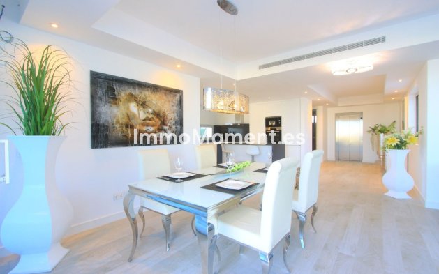 Reventa - Apartamento - Casares - Casares Centro