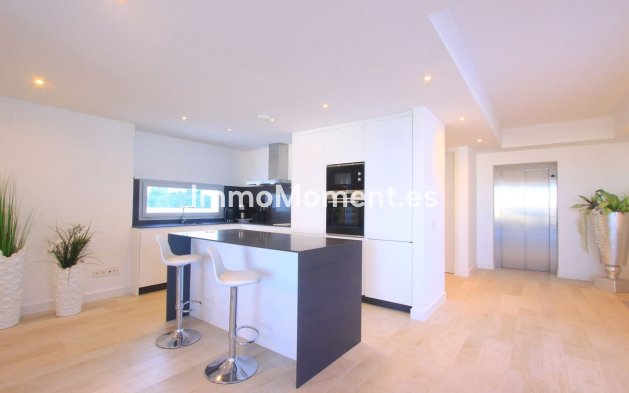Reventa - Apartamento - Casares - Casares Centro