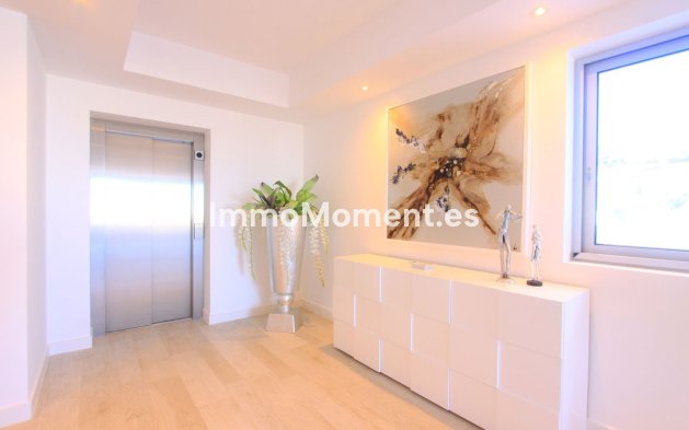 Reventa - Apartamento - Casares - Casares Centro