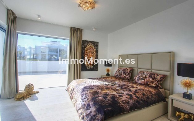 Reventa - Apartamento - Casares - Casares Centro