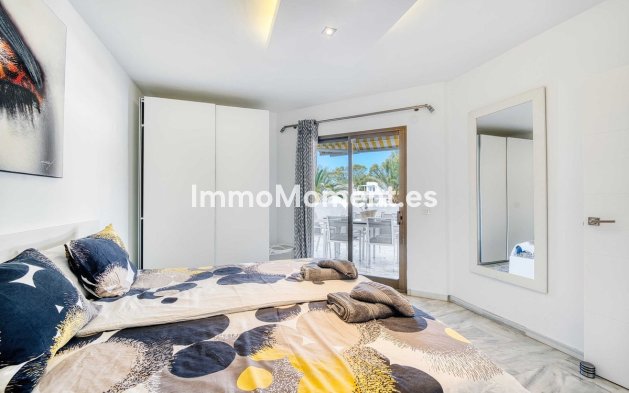 Resale - Apartment - Marbella - Elviria