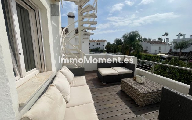 Wiederverkauf - Freistehende Villa - Estepona  - Atalaya