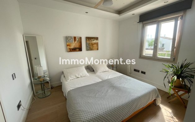 Wiederverkauf - Freistehende Villa - Estepona  - Atalaya