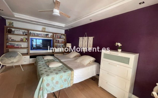 Wiederverkauf - Freistehende Villa - Estepona  - Atalaya
